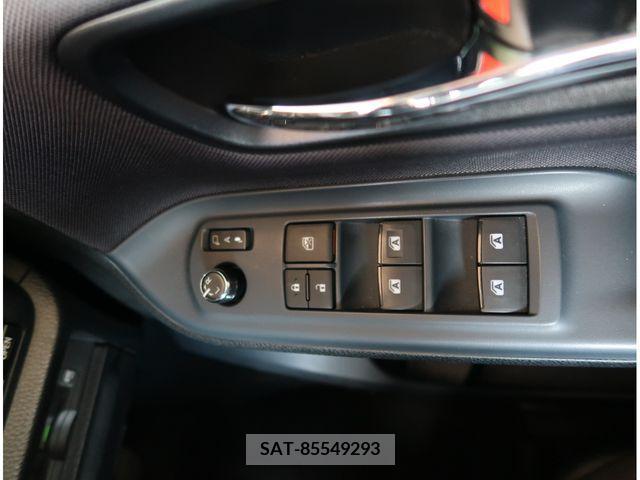 Toyota VOXY 2017-06 350869-16