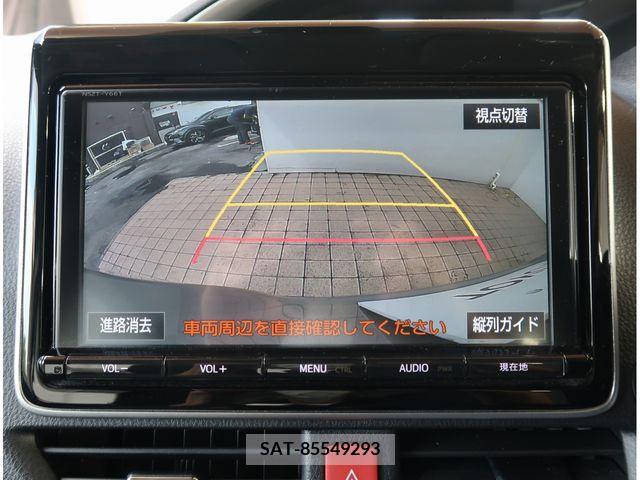 Toyota VOXY 2017-06 350869-8