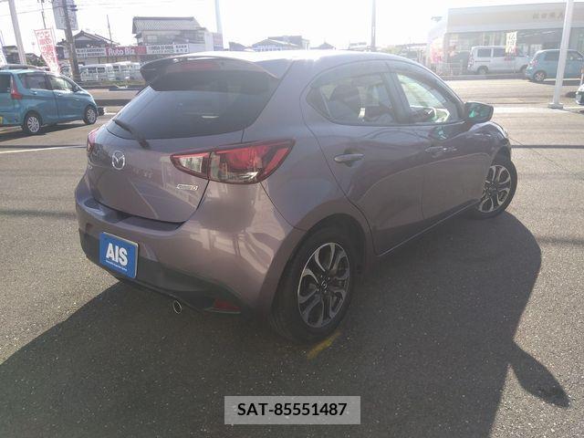 Mazda DEMIO 2015-11 267553-1