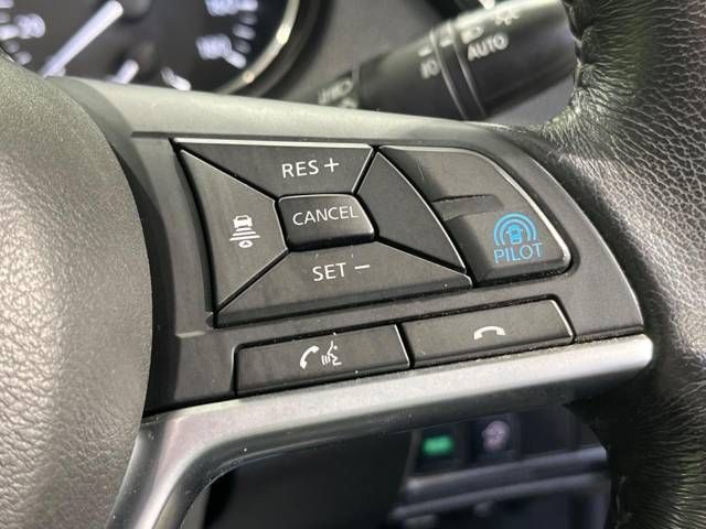 Nissan X-TRAIL 2019-03 12667-4