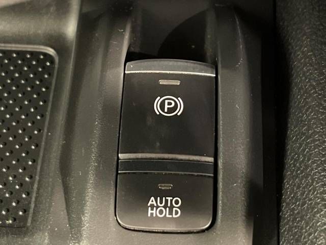 Nissan X-TRAIL 2019-03 12667-7