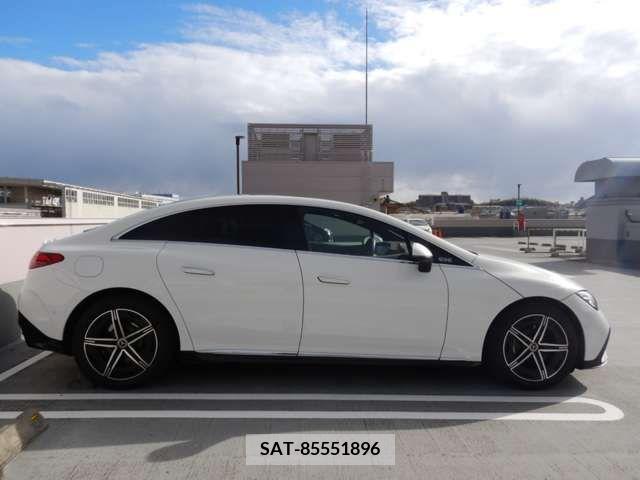 Mercedes Benz EQE 2022-10 225497-7