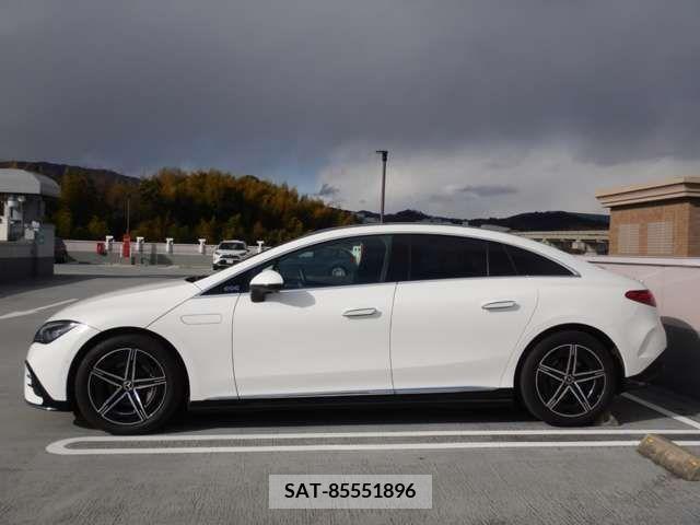Mercedes Benz EQE 2022-10 225497-8