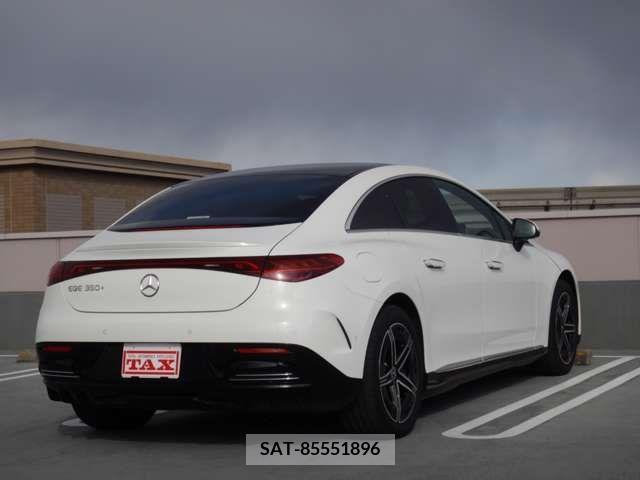 Mercedes Benz EQE 2022-10 225497-2