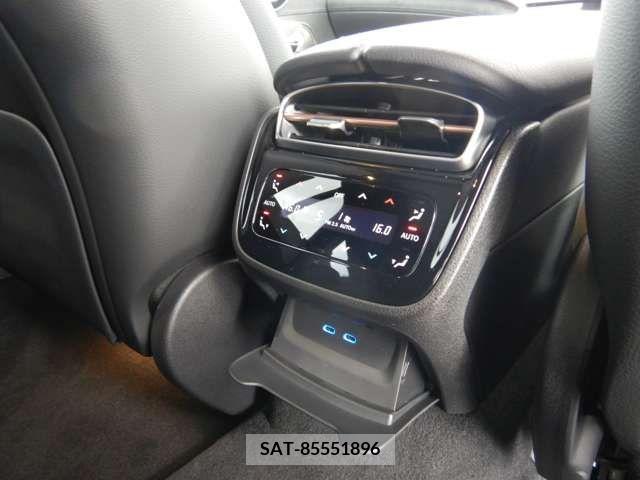 Mercedes Benz EQE 2022-10 225497-23