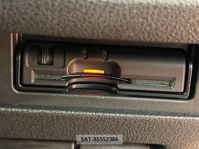 Nissan JUKE 2013-09 313900-5