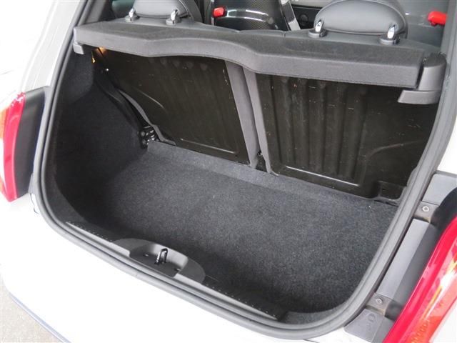 Abarth 595 2017-08 28795-11
