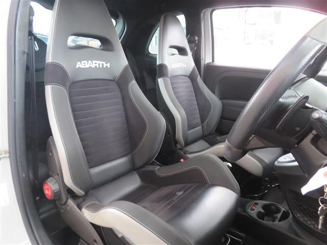 Abarth 595 2017-08 28795-9