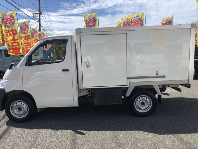 Mazda BONGO TRUCK 2022-06 4504-4