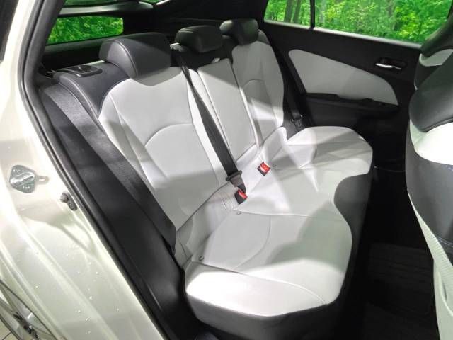 Toyota PRIUS 2016-07 195817-9
