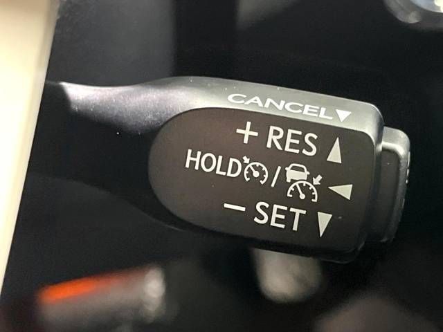 Toyota PRIUS 2016-07 195817-5