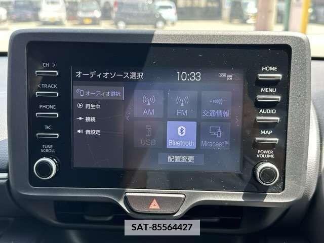 Toyota YARIS 2022-09 371398-18