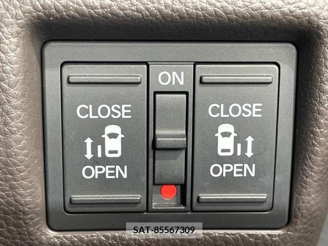 Honda N BOX 2018-12 278458-5
