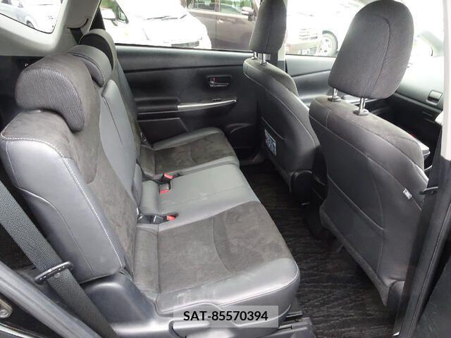 Toyota PRIUS ALPHA 2015-05 322246-13