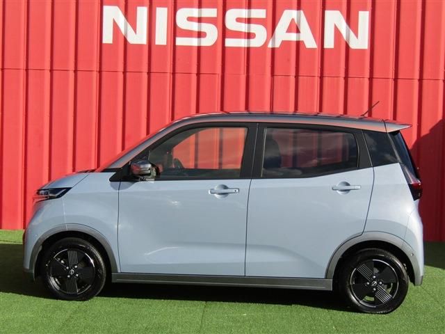 Nissan Sakura 2022-06 29009-26