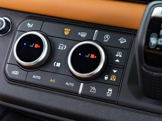 ROVER DEFENDER 2023-01 182047-5