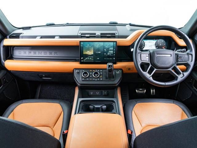 ROVER DEFENDER 2023-01 182047-1