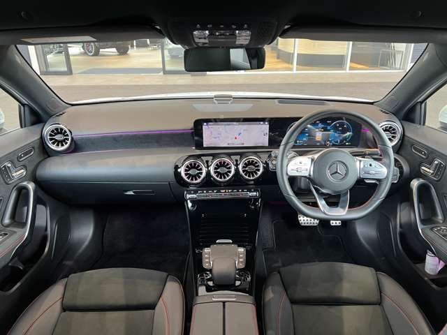 Mercedes Benz A-CLASS 2021-11 11434-4