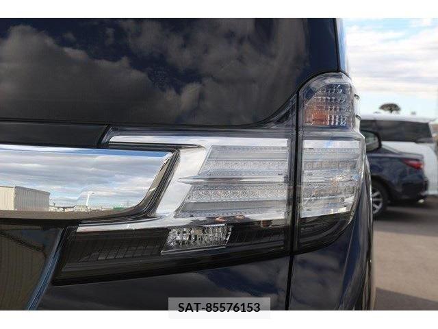 Toyota VELLFIRE 2015-10 211661-10