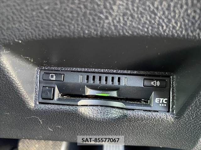 Toyota PRIUS 2021-01 376562-6