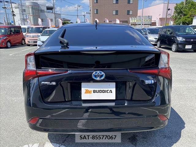 Toyota PRIUS 2021-01 376562-13