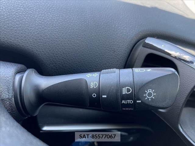 Toyota PRIUS 2021-01 376562-23