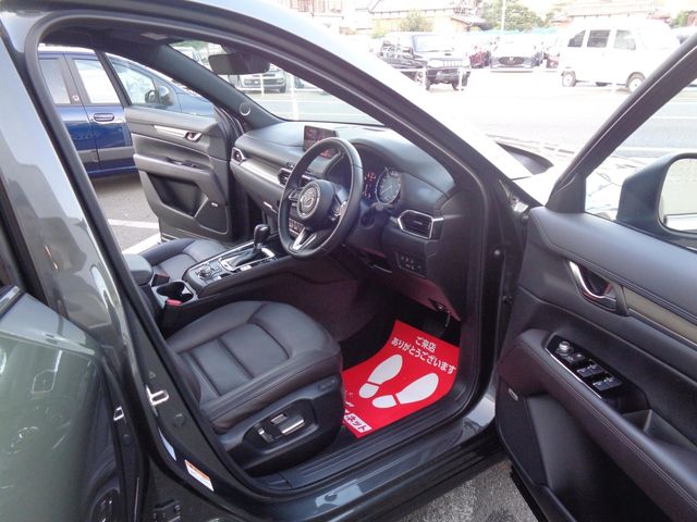 Mazda CX-5 2019-07 13681-10