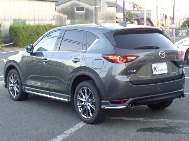 Mazda CX-5 2019-07 13681-2