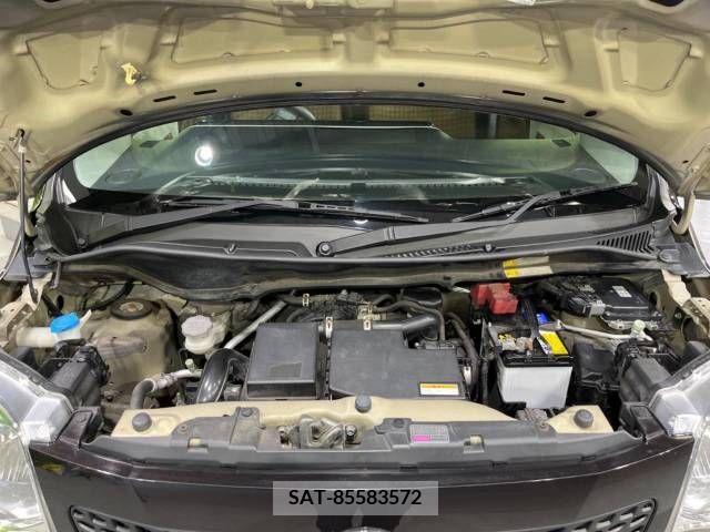 Nissan MOCO 2013-03 324551-18