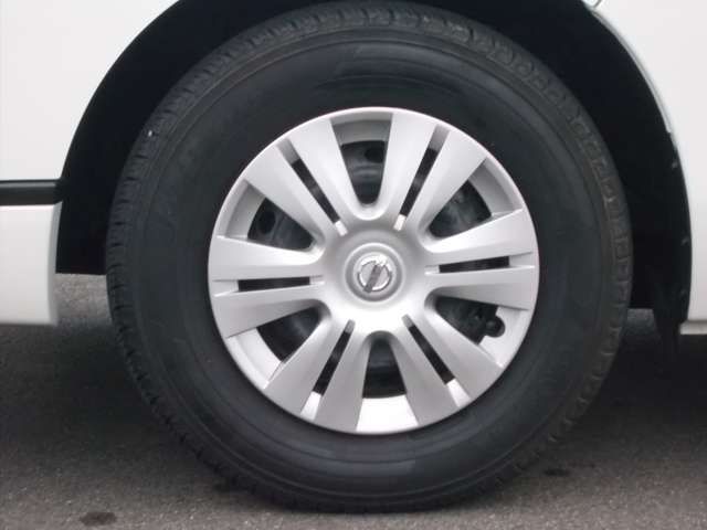 Nissan NV350 Caravan 2018-08 196490-19