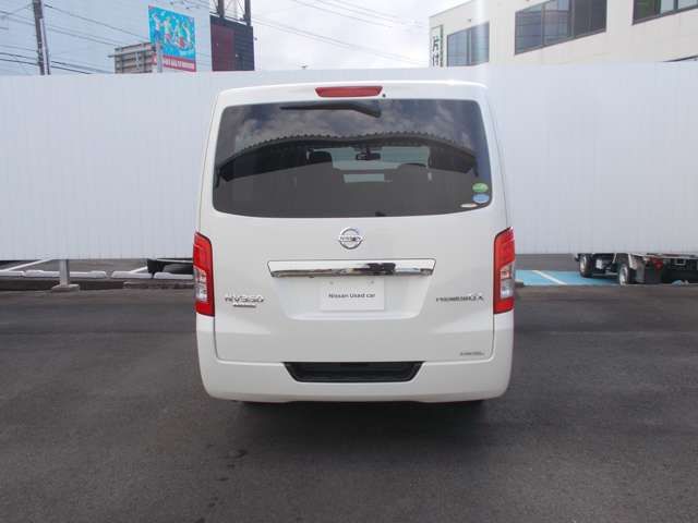 Nissan NV350 Caravan 2018-08 196490-14