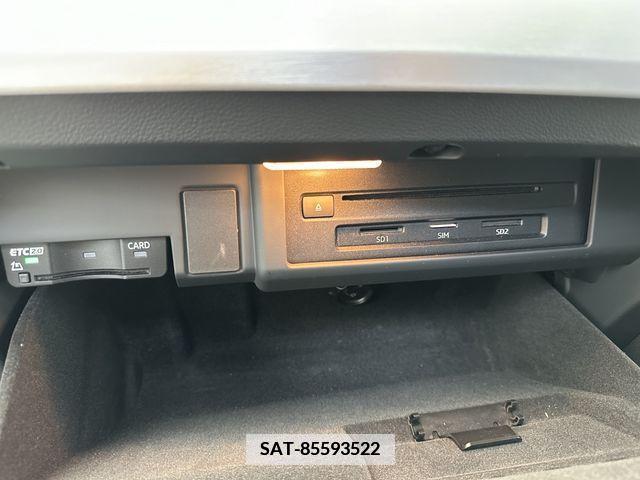 Audi A4 2019-06 375006-13