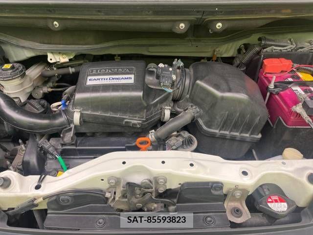 Honda N BOX CUSTOM 2016-02 329461-18