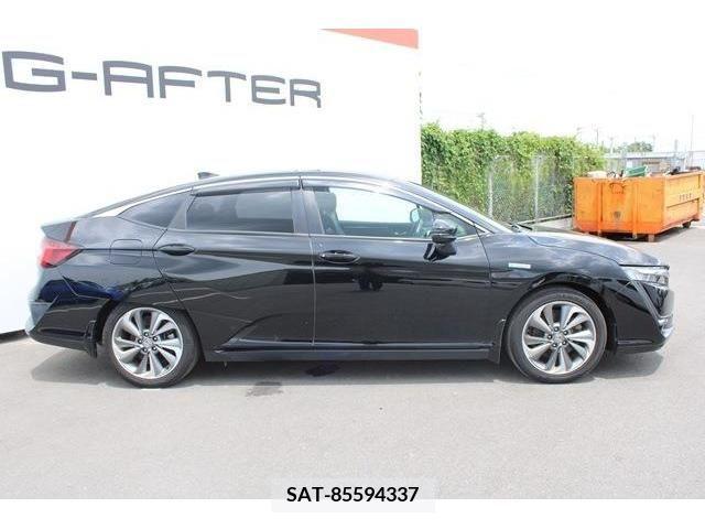 Honda CLARITY PHEV 2019-01 264397-6