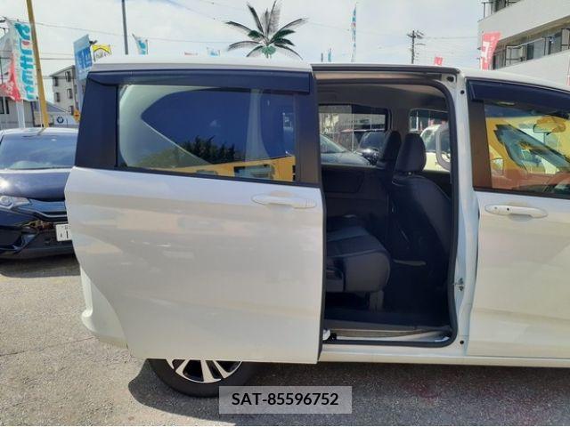 Honda FREED 2016-11 204008-9