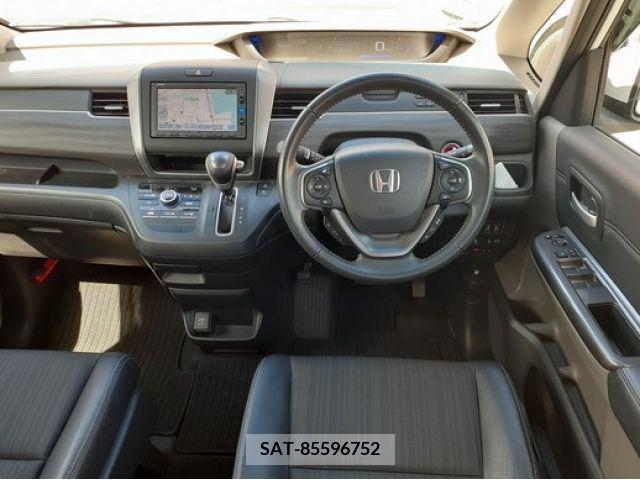 Honda FREED 2016-11 204008-1