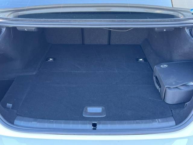 Bmw 5 SERIES 2017-10 180858-12