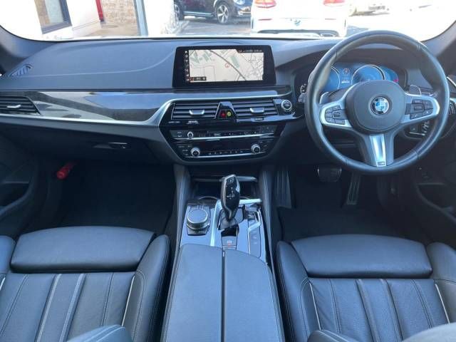 Bmw 5 SERIES 2017-10 180858-1