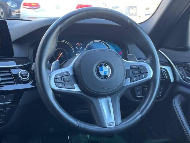 Bmw 5 SERIES 2017-10 180858-10
