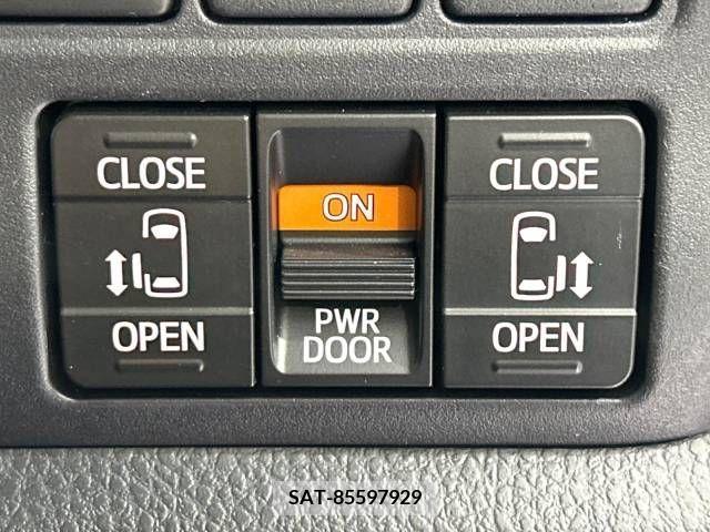 Toyota VOXY 2019-02 288932-3