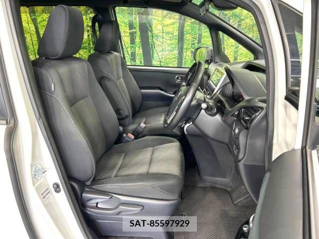 Toyota VOXY 2019-02 288932-7