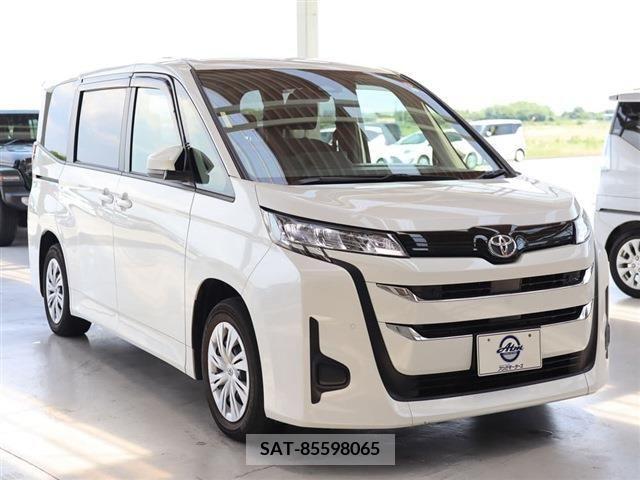 Toyota NOAH 2023-06 342624-2