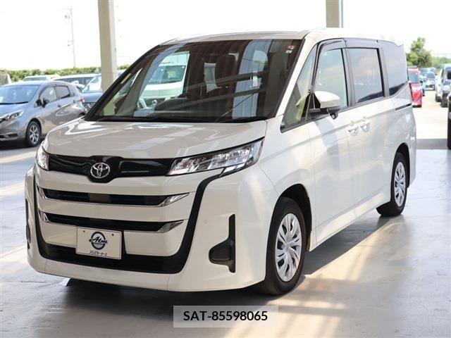 Toyota NOAH 2023-06 342624-0