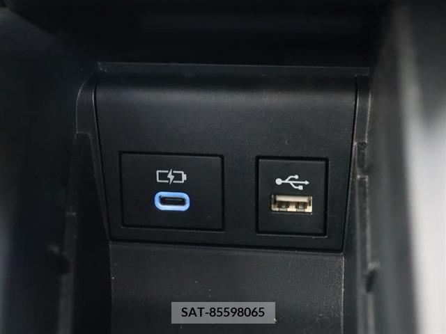Toyota NOAH 2023-06 342624-15