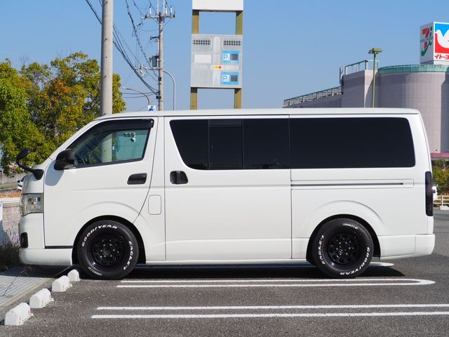Toyota HIACE VAN 2010-11 26312-8