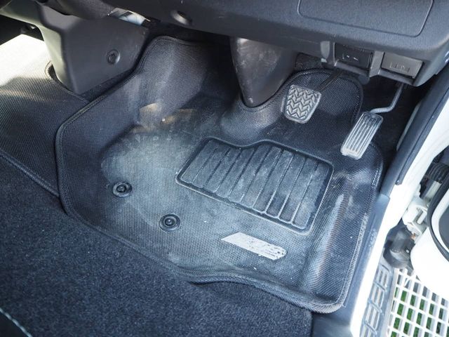 Toyota HIACE VAN 2010-11 26312-19