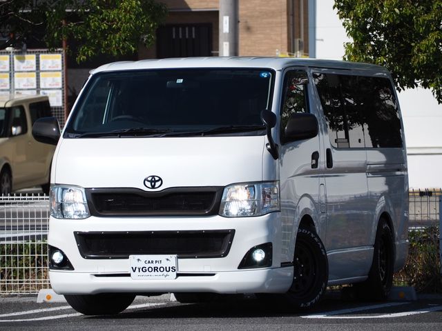 Toyota HIACE VAN 2010-11 26312-4