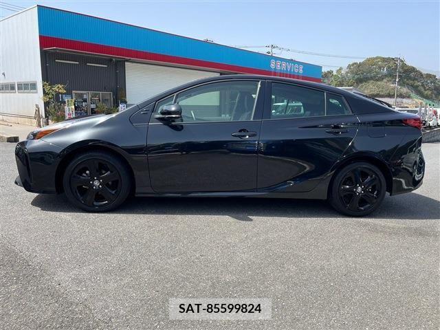 Toyota PRIUS 2022-08 255122-7