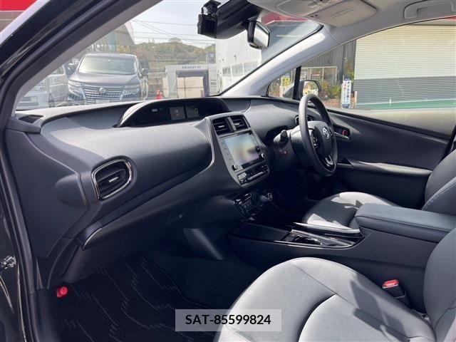 Toyota PRIUS 2022-08 255122-20