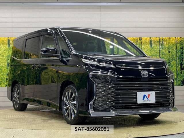 Toyota VOXY 2022-08 370452-17